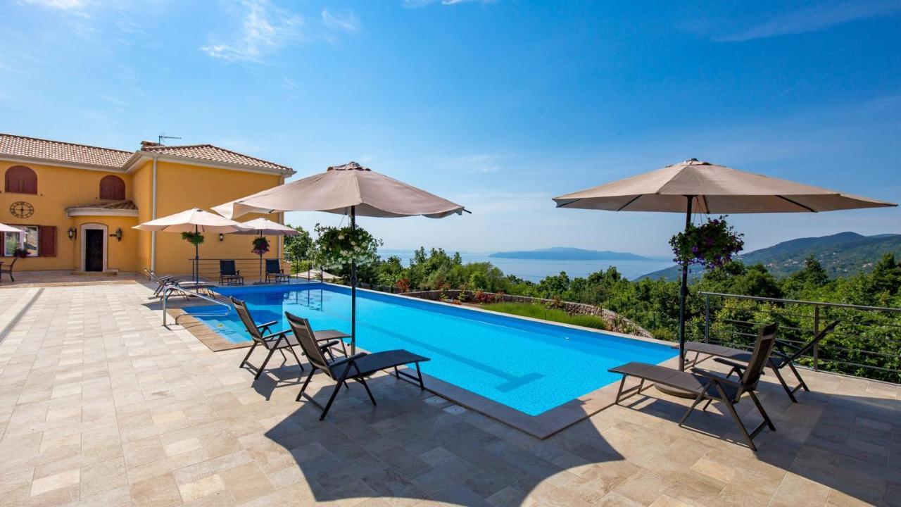 Apartments Villa Bv Опатия Экстерьер фото